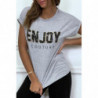 T-shirt gris ENJOY avec manches revers et coupe loose. T-shirt femme fashion