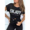 T-shirt noir ENJOY avec manches revers et coupe loose. T-shirt femme fashion