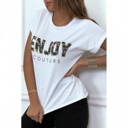 T-shirt blanc ENJOY avec manches revers et coupe loose. T-shirt femme fashion