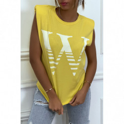 T-shirt jaune avec...