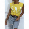 T-shirt jaune avec épaulettes et écriture W. T-shirt femme en coton