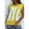 Tee-shirt sans manches jaune avec épaulettes, écriture "NYC"