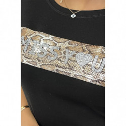 Tee-shirt noir avec inscription en strass sur fond leopard brillant