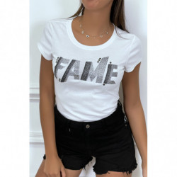 Tee-shirt blanc basique avec inscription brillante