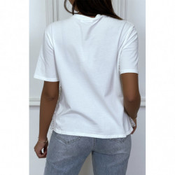 Tee-shirt blanc avec effet...