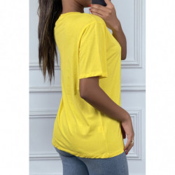 T-shirt jaune basic à col en strass