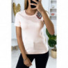 T-shirt rose avec accessoire motif main en strass