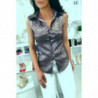 Chemise taupe sans manches avec détails brodés style officier 8047