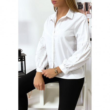 Chemise Blanche manches bouffantes à perles. MC7362