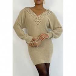 Robe pull taupe cintrée col V hyper douce à poils avec dos à col plongeant