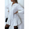 Robe chemise blanche plissée au bas et évasée