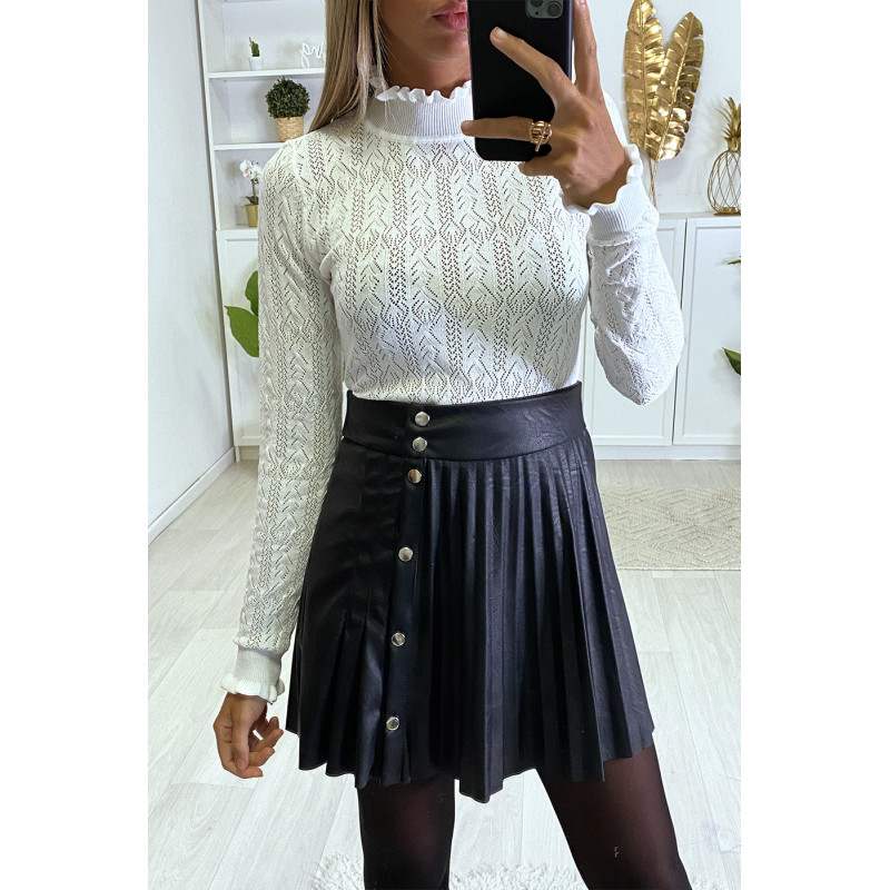 Pull blanc motif jacquard avec froufrou au col et aux manches