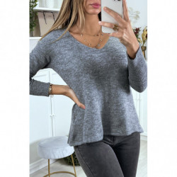 Pull tombant et très doux en anthracite col V avec tresse au dos