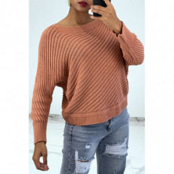 Pull corail en maille rayée et manches chauve-souris