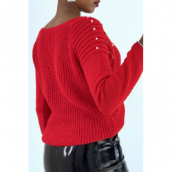 Pull rouge épaules bombé style motard avec perles