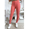 Pantalon slim rose avec poche et boutons strass. Mode femme 9934 - 1