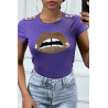 Tee shirt violet avec dessins et boutons dorée - 1