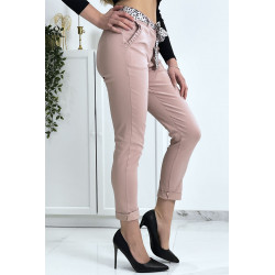 Pantalon strech rose avec poches froufrou et ceinture - 1