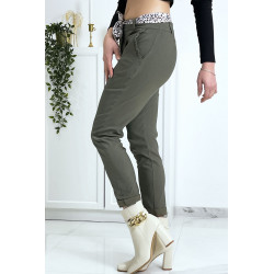 Pantalon strech kaki avec poches froufrou et ceinture - 6