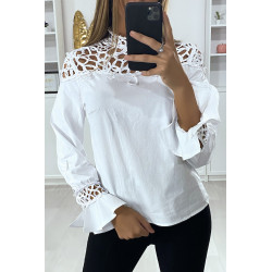 Blouse blanche avec buste motif satiné et perlé - 2