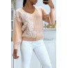 Pull col V rose pastel à motif dentelle blanche - 1