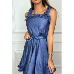 Robe patineuse marine satinée évasée à froufrou - 3