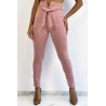 Pantalon slim rose taille haute avec ceinture et forme V - 1