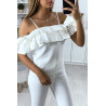 Blouse blanche col bateau avec volant en forme de plis - 4