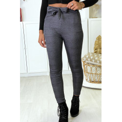 Pantalon slim à carreaux anthracite molletonné à l'intérieur avec poches et ceinture - 2