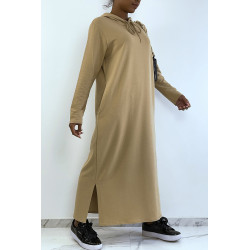 Longue robe sweat abaya camel à capuche - 4