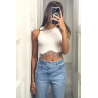 Crop top beige en maille côtelée sans manche avec sublimes perles pendantes : Élégance et délicatesse réunies - 3