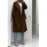 Long manteau marron avec ceinture et poches - 1