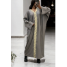 Abaya taupe over size (36-52) avec sublime dentelle sur toute la longueur  - 3