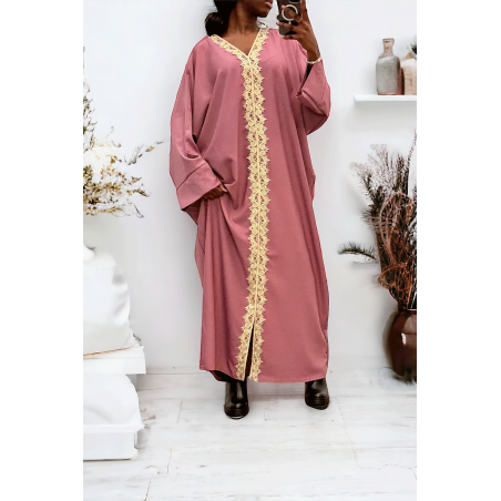 Abaya fuchsia over size (36-52) avec sublime dentelle sur toute la longueur  - 1