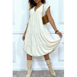 Robe fluide beige mi-longue col V - 7