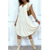 Robe fluide beige mi-longue col V - 7