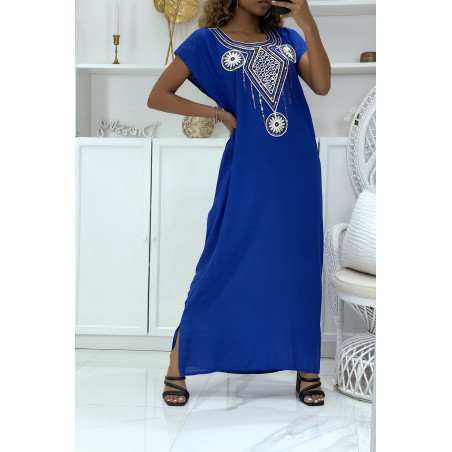 Robe djellaba royal très agréable à porter avec joli motif brodé au col ornée de strass - 1