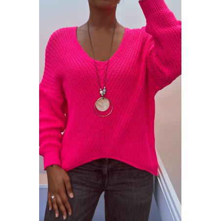 Pull fuchsia en maille torsadée avec sautoir - 1