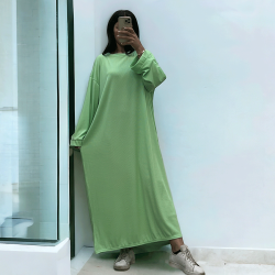 Longue robe vert clair collection printemps-été en maille côtelé extensible très agréable à porter - 5