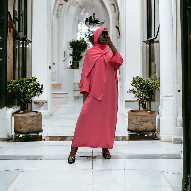 Robe abaya couleur rose bonbon en soie de medine avec foulard  intégré  - 4