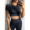 Ensemble legging et top sport noir en matière gênante - 2