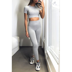 Ensemble legging et top sport gris en matière gênante - 4