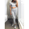 Ensemble legging et top sport gris en matière gênante - 4