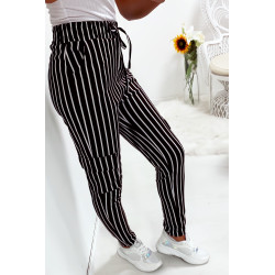 Pantalon jegging rayé noir et blanc avec poches sur les cotés - 1