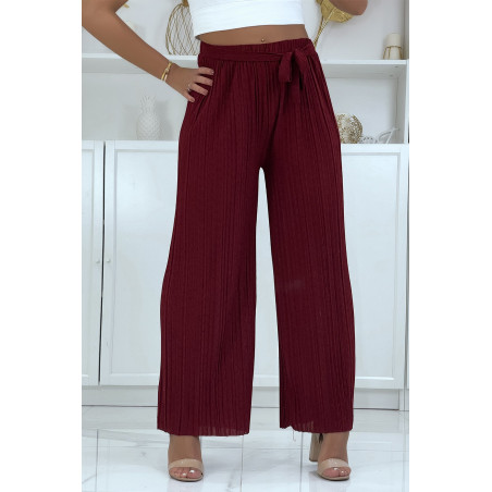 Pantalon palazzo plissé bordeaux avec joli motif - 1