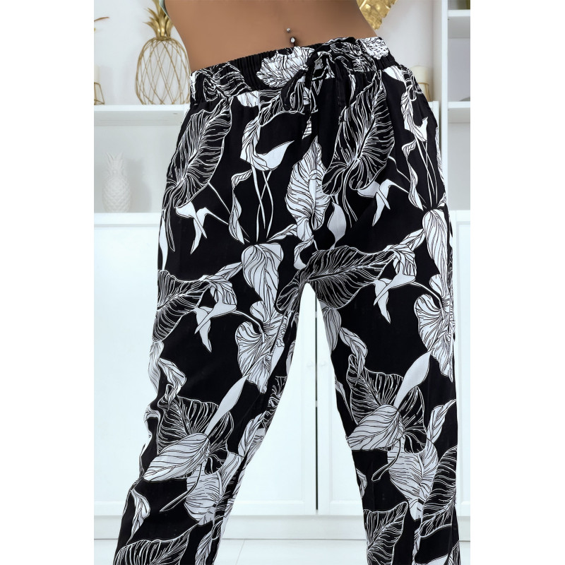 Pantalon fluide noir à motif floral B-31 - 1