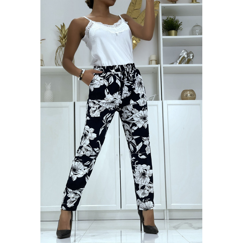 Pantalon fluide noir à motif floral B-54 - 1