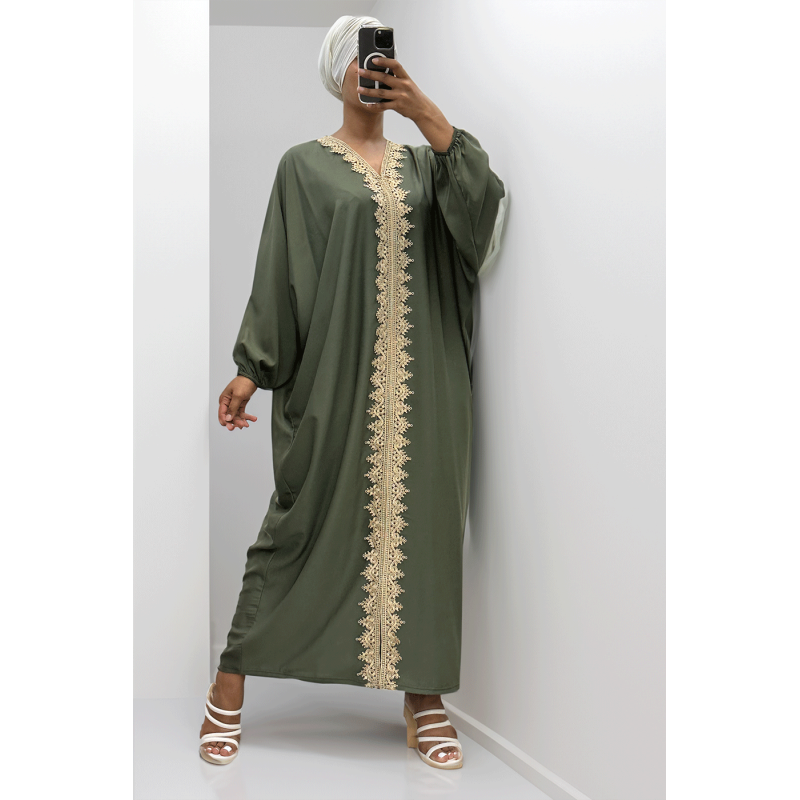 Longue abaya kaki over size avec une jolie dentelle  - 4