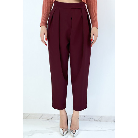 Pantalon bordeaux bouffant taille haute à pinces