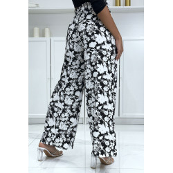 Pantalon palazzo noir et blanc motif fleuris tendance et chic 